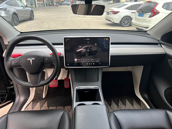 Фото 5 - Tesla Model Y