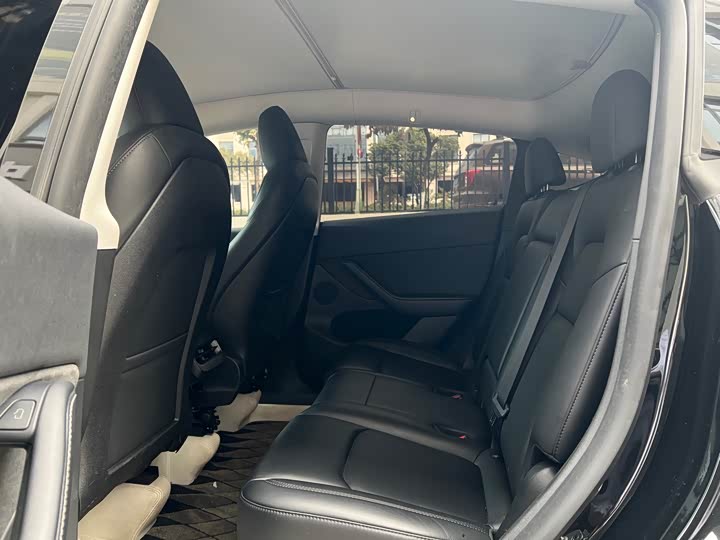 Фото 6 - Tesla Model Y