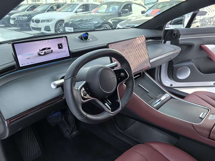 Фото 5 - Luxeed S7