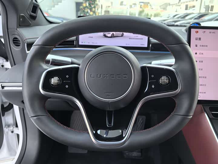 Фото 9 - Luxeed S7