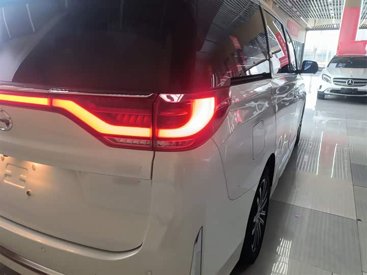 Фото 8 - GAC Trumpchi M8