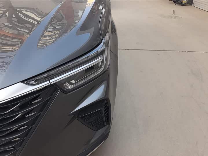 Фото 4 - Roewe RX5