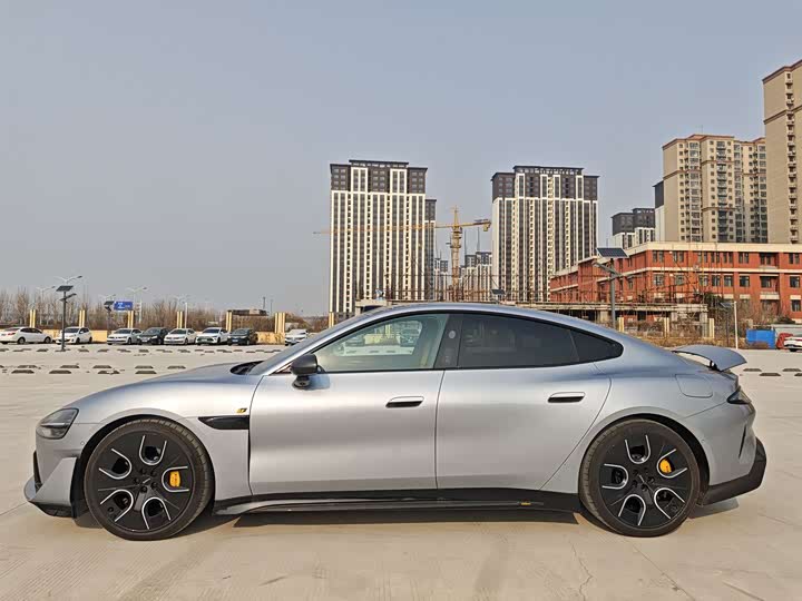 Фото 4 - Xiaomi SU7 Ultra