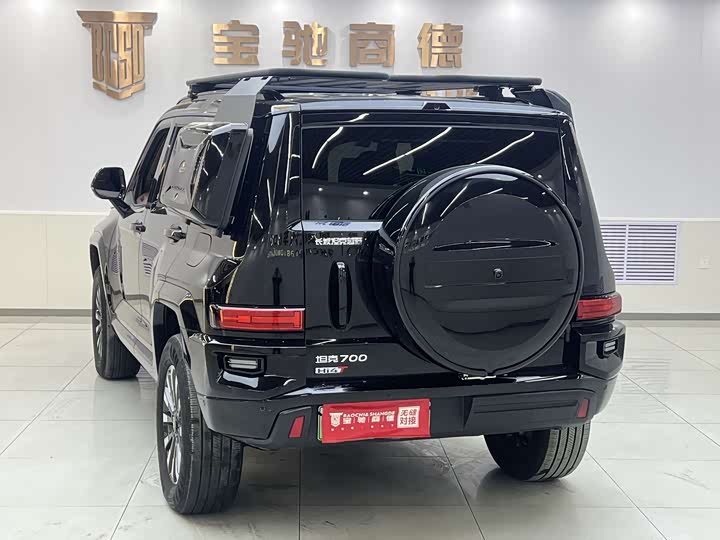 Фото 5 - Tank 700 Hybrid