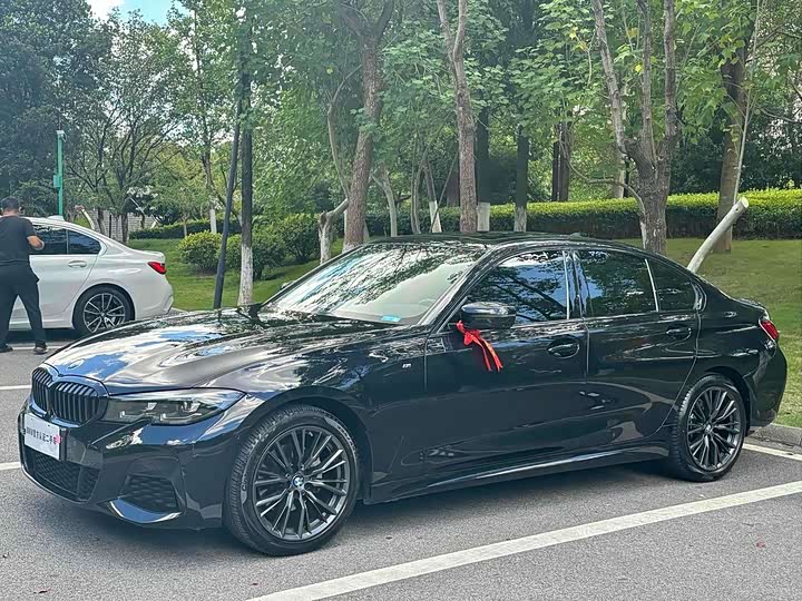 Фото 1 - BMW 3 Series