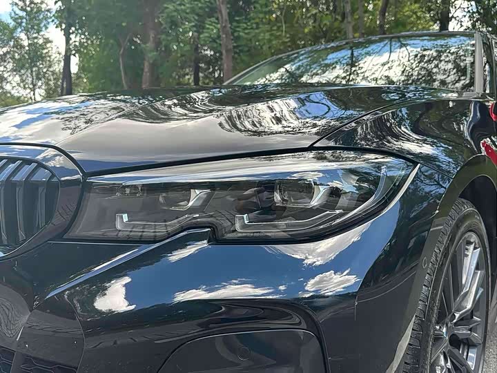 Фото 2 - BMW 3 Series