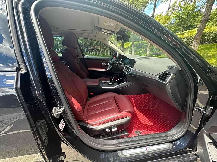 Фото 4 - BMW 3 Series