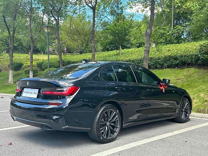 Фото 8 - BMW 3 Series