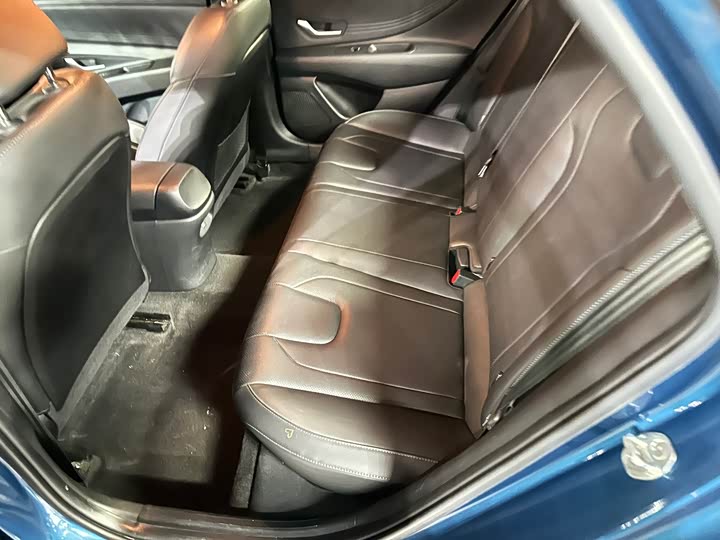 Фото 7 - Hyundai Elantra N line