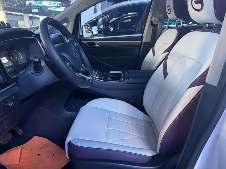 Фото 5 - GAC Trumpchi M8