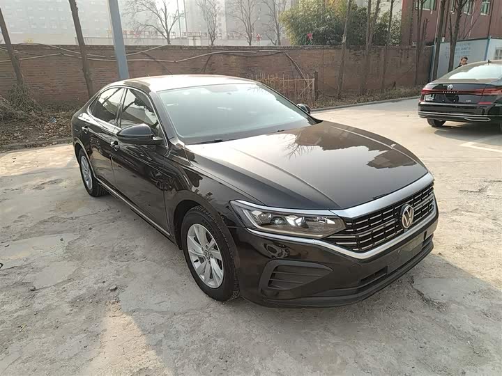 Фото 4 - Volkswagen Passat