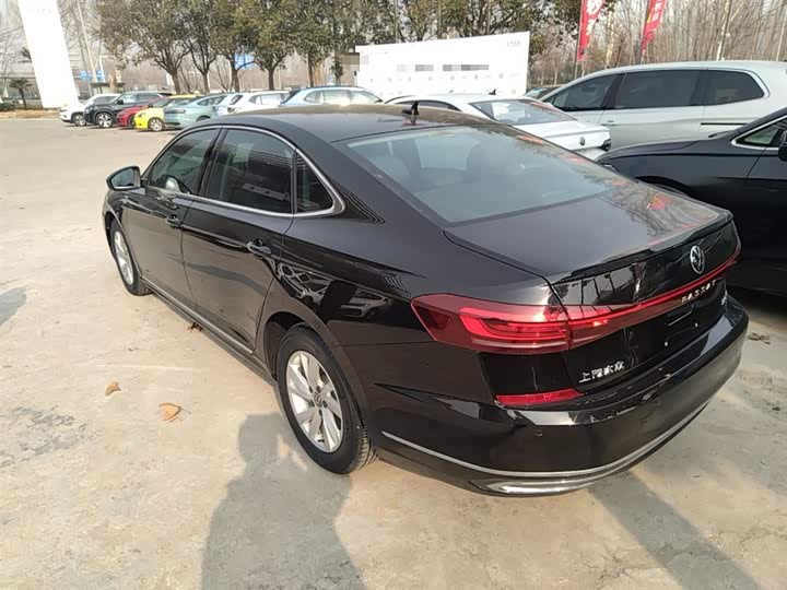 Фото 5 - Volkswagen Passat