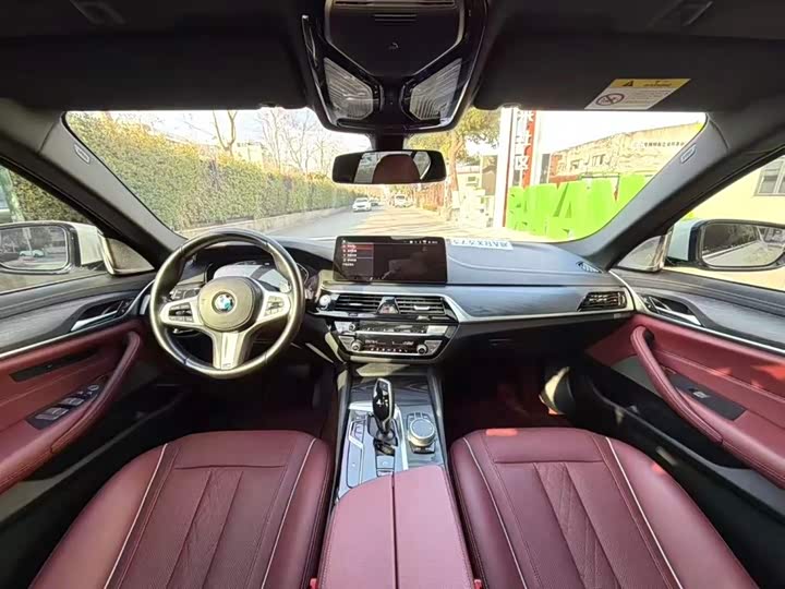 Фото 2 - BMW 5 Series