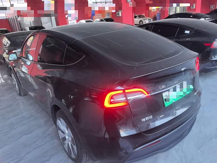 Фото 5 - Tesla Model Y