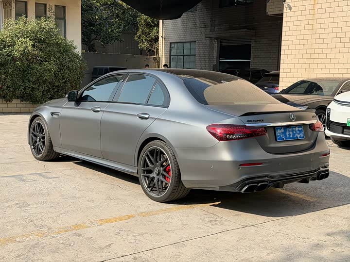 Фото 4 - Mercedes-Benz E-Class AMG