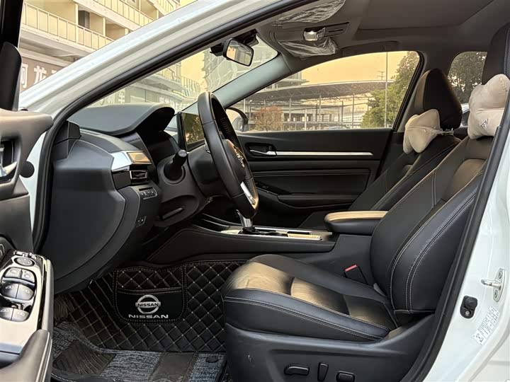 Фото 4 - Nissan Teana