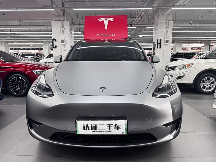Фото 2 - Tesla Model Y
