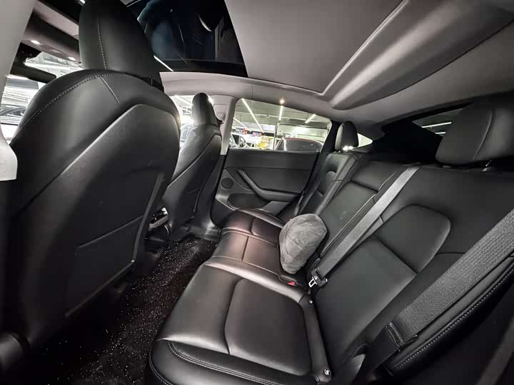 Фото 6 - Tesla Model Y