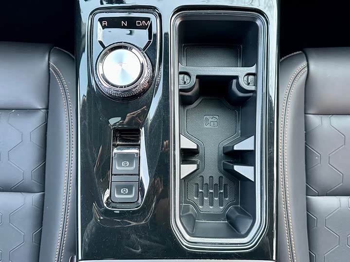 Фото 8 - Haval Dargo