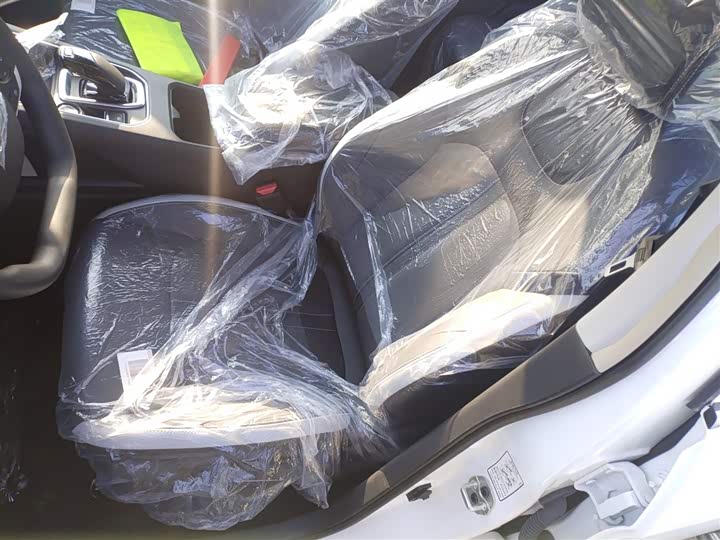 Фото 7 - Dongfeng Aeolus E70