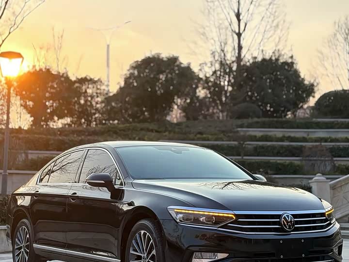 Фото 3 - Volkswagen Magotan