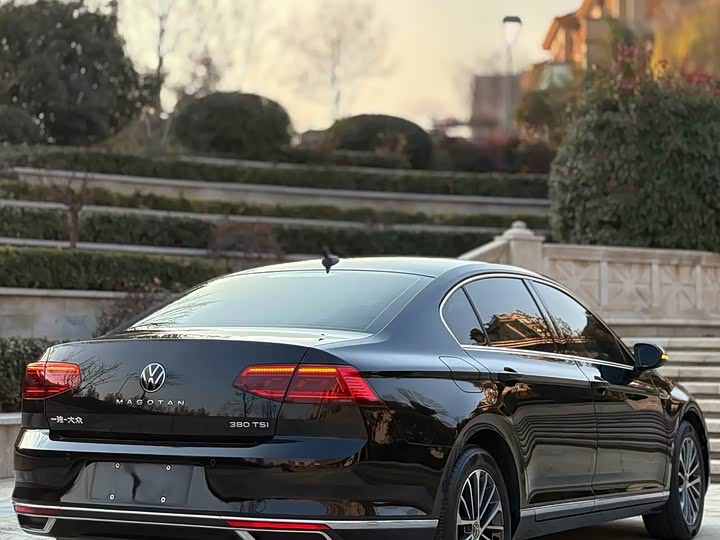 Фото 6 - Volkswagen Magotan