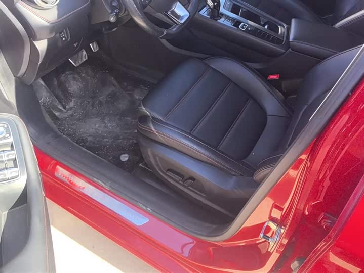 Фото 9 - MG Motor 6