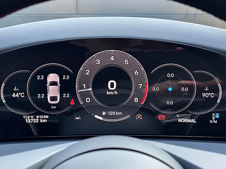 Фото 9 - Porsche Panamera