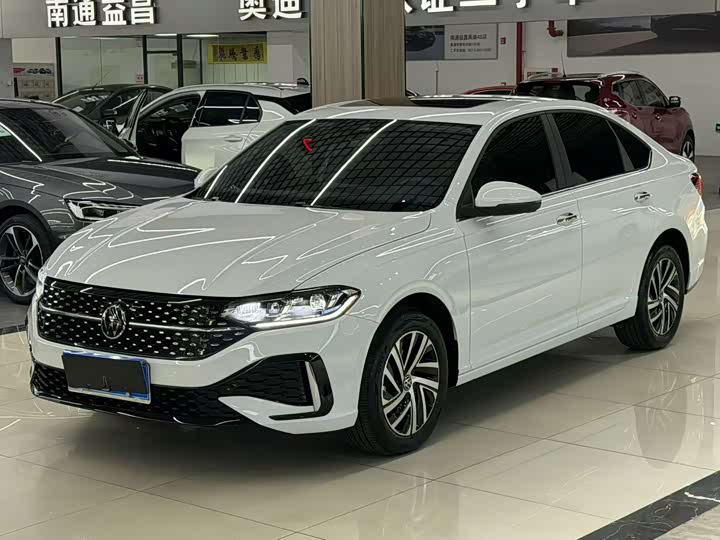 Фото 1 - Volkswagen Lavida