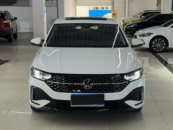 Фото 4 - Volkswagen Lavida