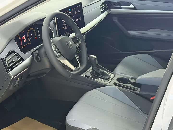 Фото 5 - Volkswagen Lavida