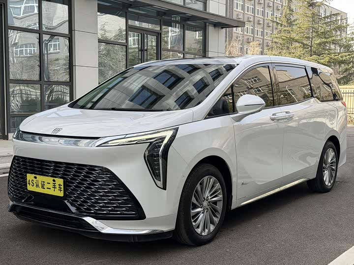 Фото 1 - Buick GL8 Century