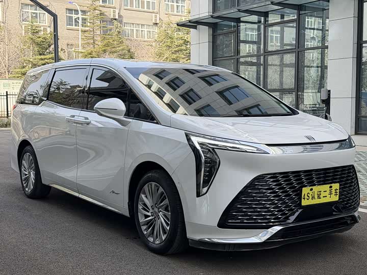 Фото 3 - Buick GL8 Century