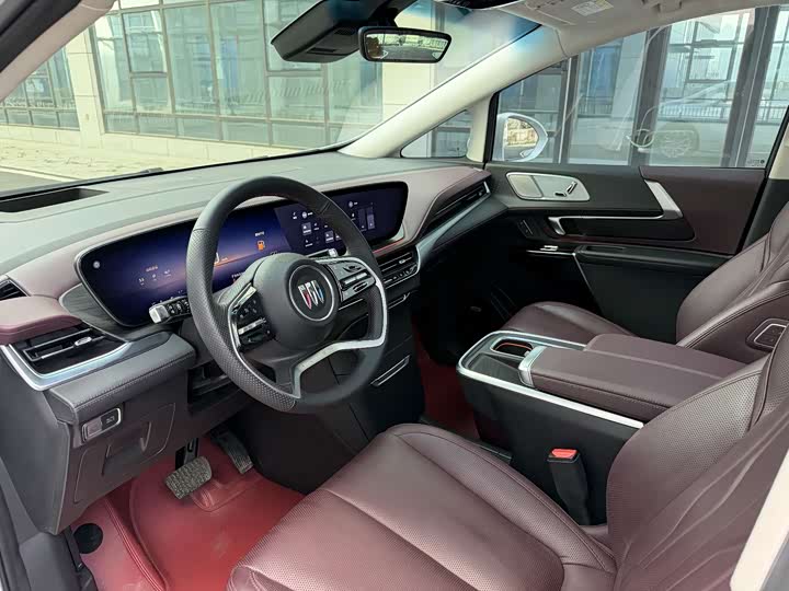 Фото 8 - Buick GL8 Century