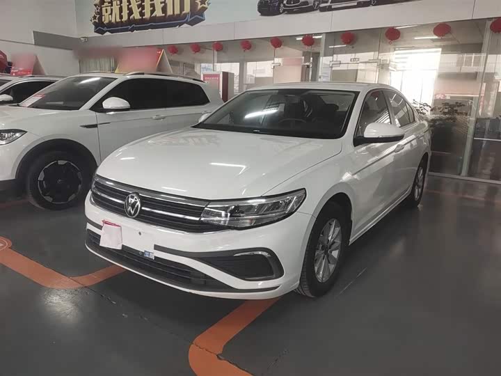 Фото 1 - Volkswagen Bora