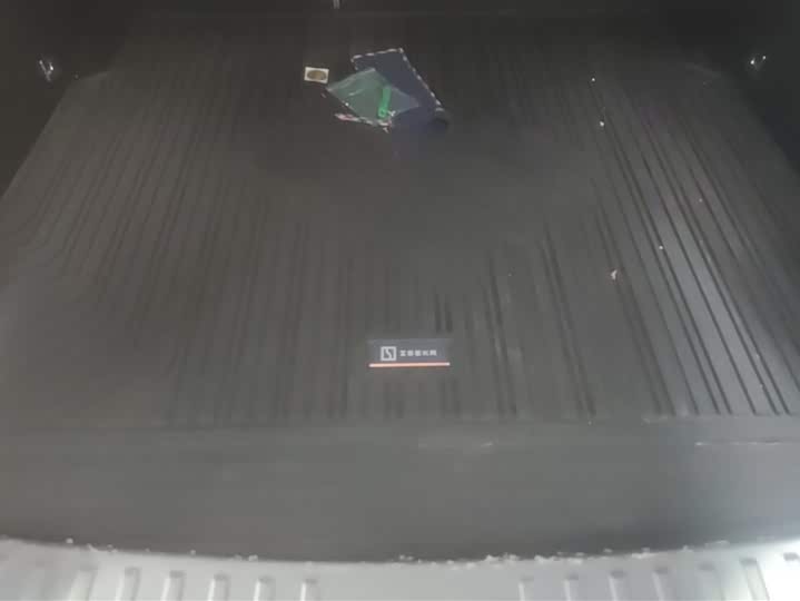 Фото 4 - Zeekr 001