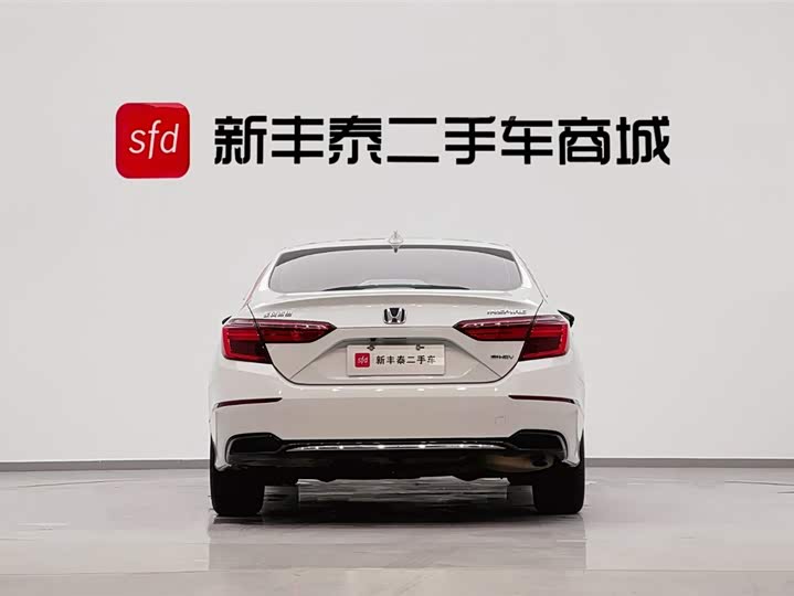 Фото 7 - Honda Inspire