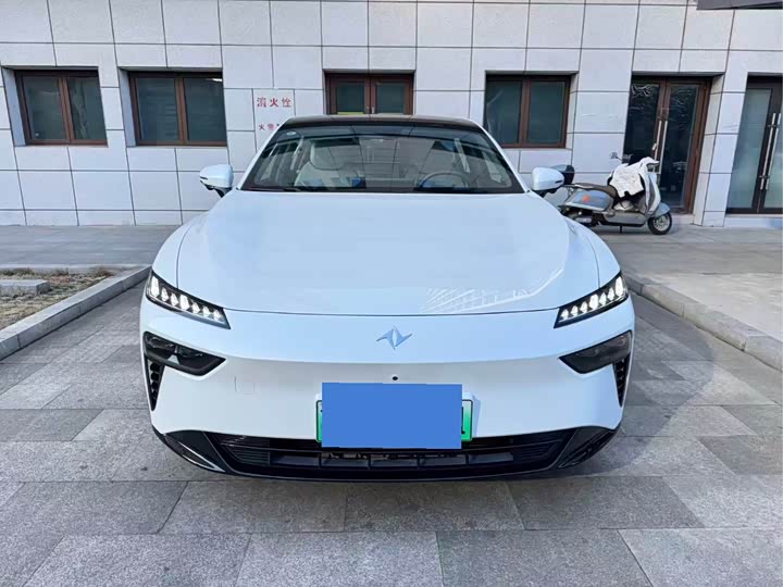 Фото 2 - Dongfeng Yipai eπ 007