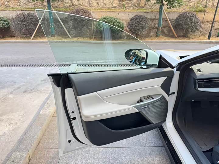 Фото 6 - Dongfeng Yipai eπ 007