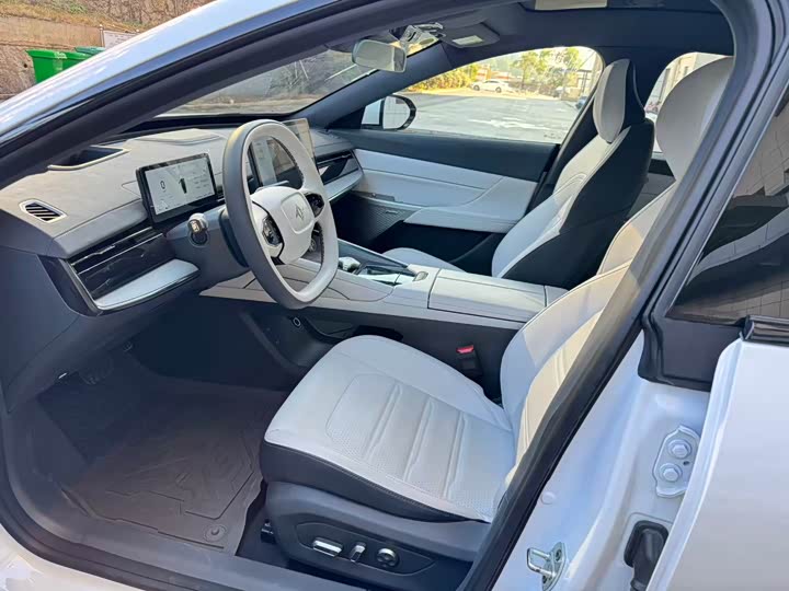 Фото 7 - Dongfeng Yipai eπ 007