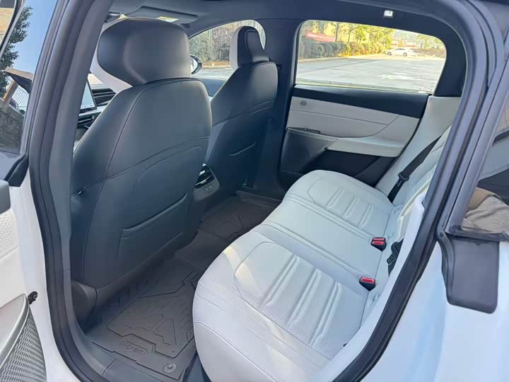 Фото 8 - Dongfeng Yipai eπ 007