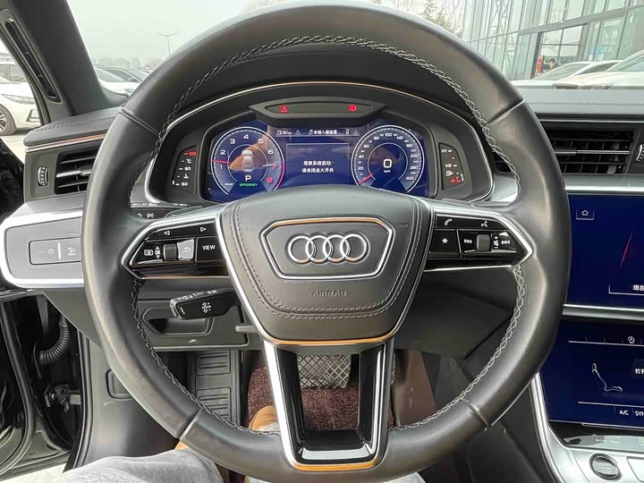 Фото 7 - Audi A6L