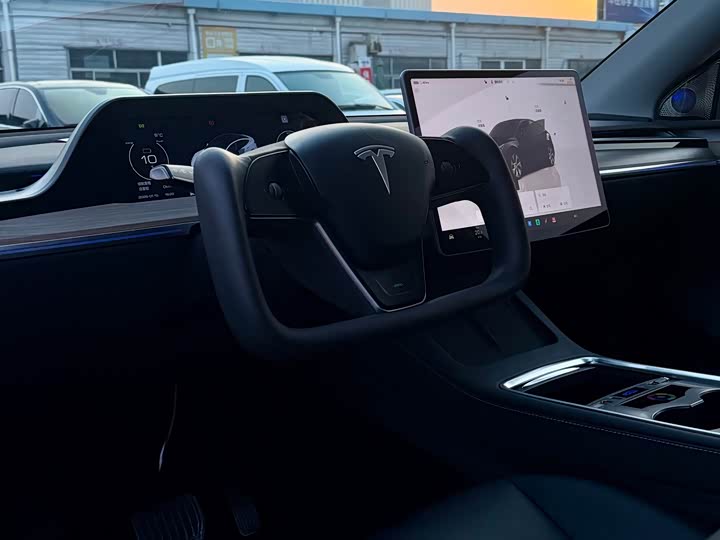 Фото 4 - Tesla Model Y