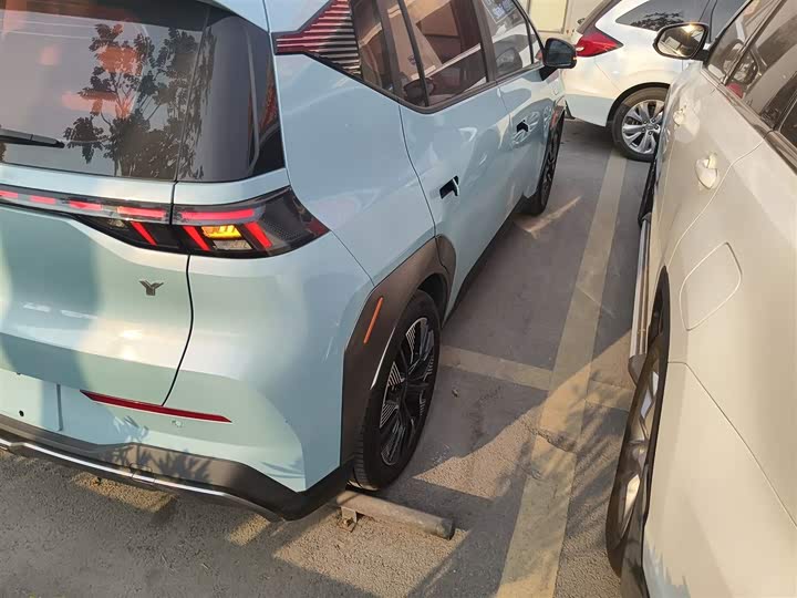 Фото 8 - GAC Aion Y