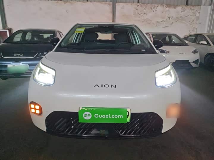 Фото 3 - GAC Aion UT