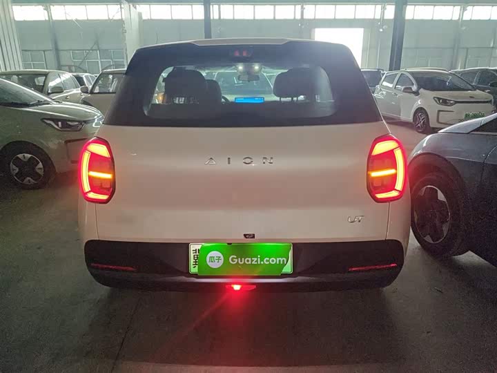 Фото 6 - GAC Aion UT