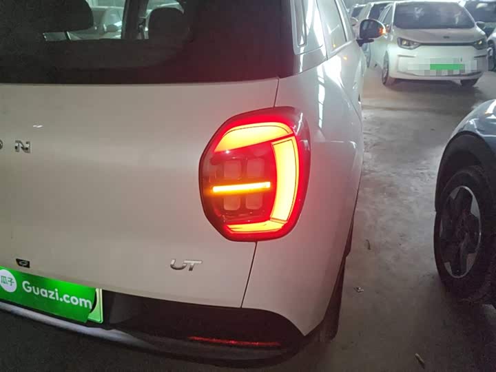 Фото 8 - GAC Aion UT