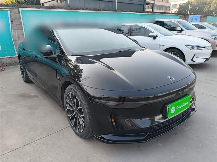 Фото 4 - Zeekr 007