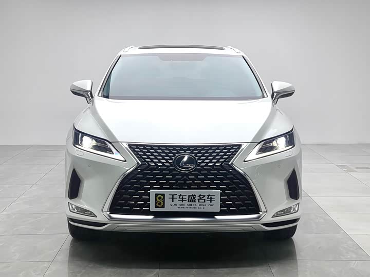Фото 2 - Lexus RX