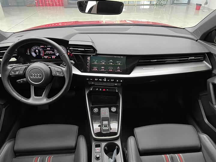 Фото 2 - Audi A3